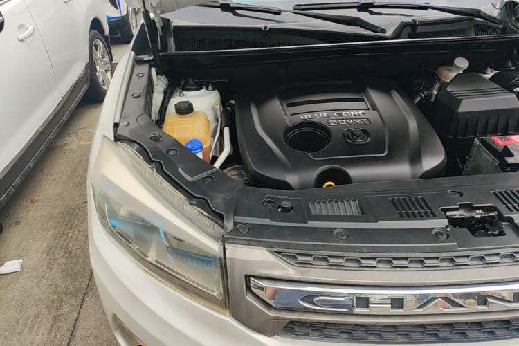 Used CHANGAN CS75 2014 2.0L Manual Luxury Version China V Standard Engine Bay Right