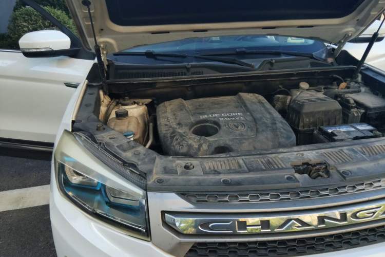 Used CHANGAN CS75 2014 2.0L Manual Luxury Version China V Standard Engine Bay Right