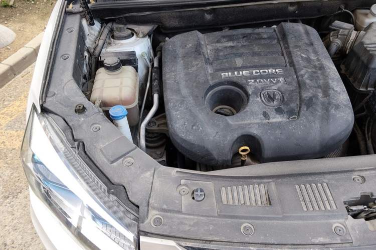 Used CHANGAN CS75 2014 2.0L Manual Leading Model China V Standard Engine Bay Right