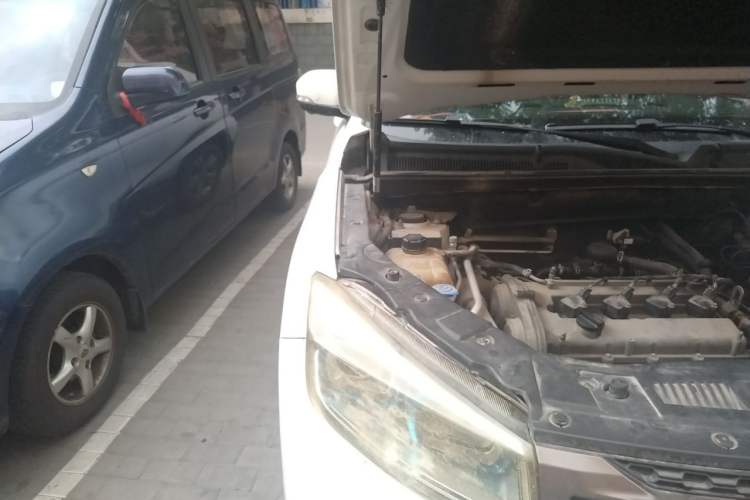 Used CHANGAN CS75 2014 1.8T Automatic Elite Model China IV Standard Engine Bay Right