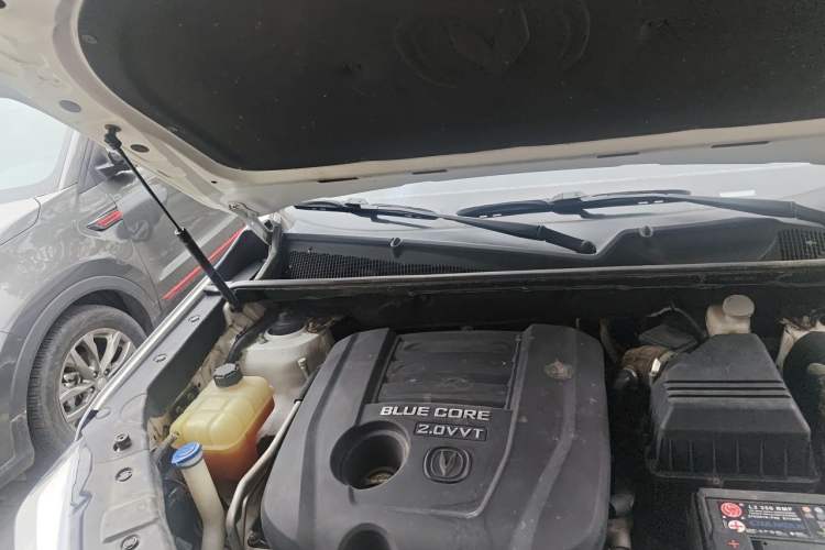Used CHANGAN CS75 2014 2.0L Manual Luxury Version China V Standard Engine Bay Right
