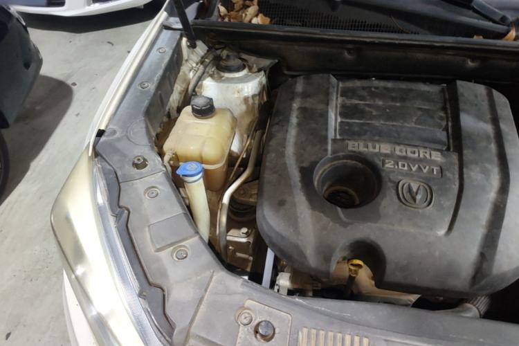 Used CHANGAN CS75 2014 2.0L Manual Luxury Version China V Standard Engine Bay Right