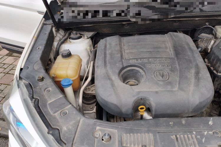 Used CHANGAN CS75 2014 2.0L Manual Luxury Version China IV Standard Engine Bay Right