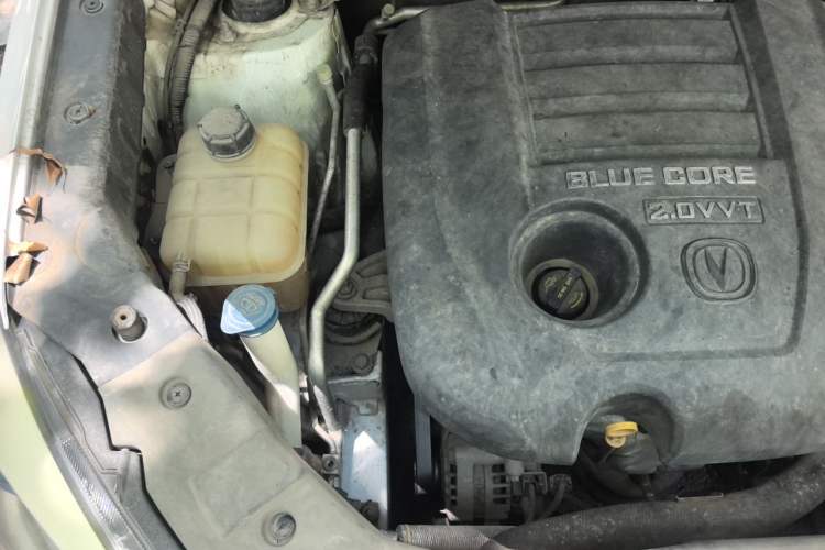 Used CHANGAN CS75 2014 2.0L Manual Luxury Version China V Standard Engine Bay Right