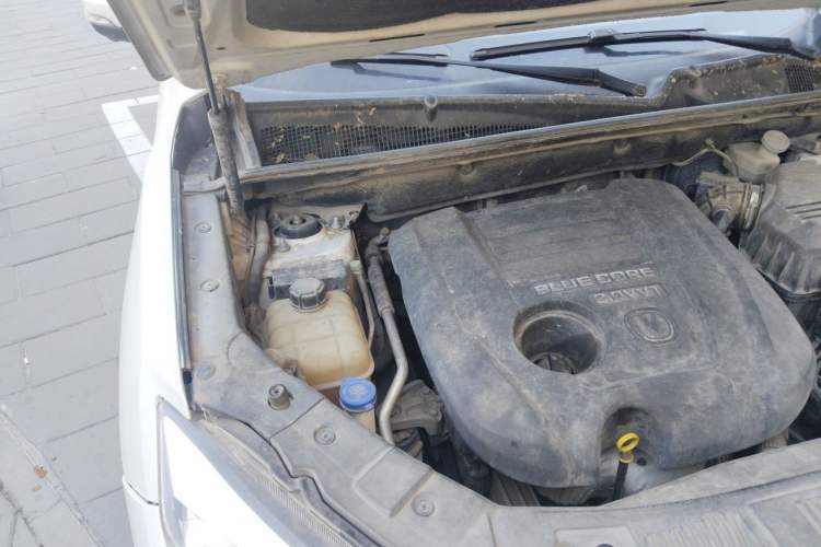 Used CHANGAN CS75 2014 2.0L Manual Leading Model China V Standard Engine Bay Right