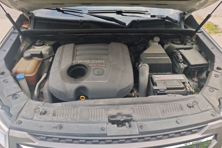 Used CHANGAN CS75 2014 1.8T Automatic Elite Model China IV Standard Engine Bay