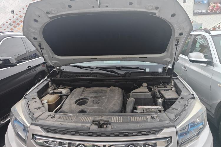 Used CHANGAN CS75 2014 1.8T Automatic Prestige Model China IV Standard Engine Bay