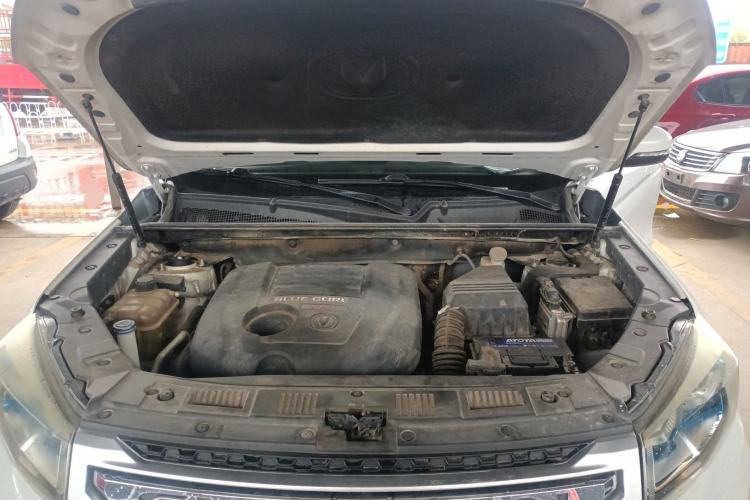 Used CHANGAN CS75 2014 1.8T Automatic Elite Model China IV Standard Engine Bay