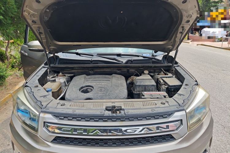 Used CHANGAN CS75 2014 2.0L Manual Luxury Version China IV Standard Engine Bay