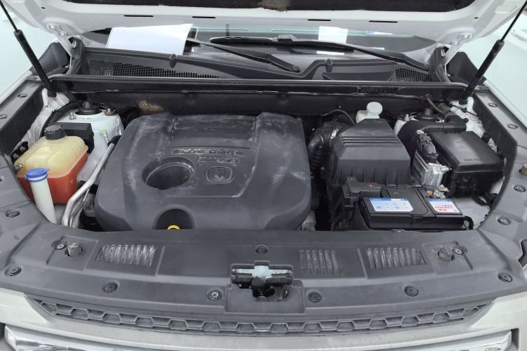 Used CHANGAN CS75 2014 2.0L Manual Leading Model China V Standard Engine Bay