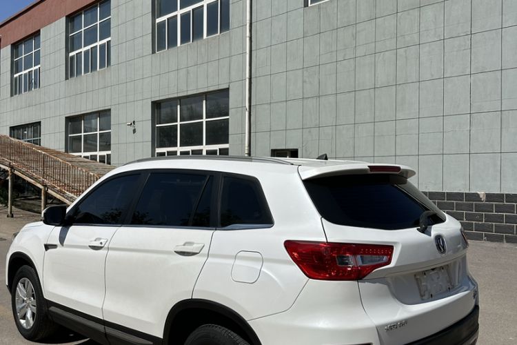Used CHANGAN CS75 2014 2.0L Manual Luxury Version China IV Standard Exterior 1