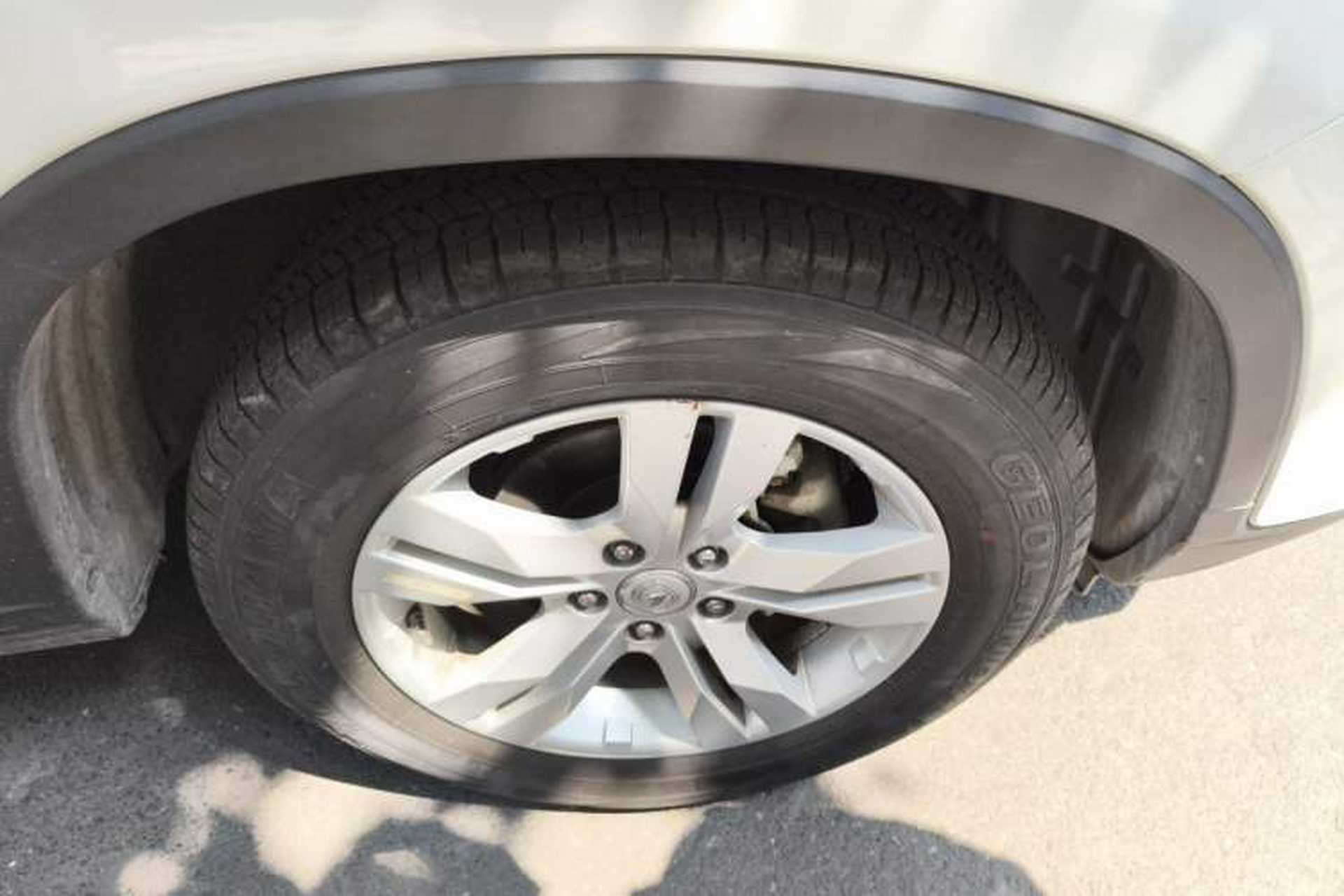 Used CHANGAN CS75 2014 1.8T Automatic Elite Model China IV Standard Exterior 1