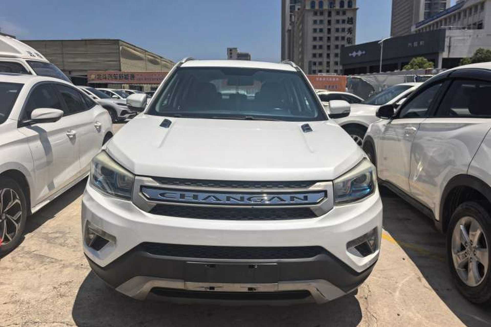 Used CHANGAN CS75 2014 1.8T Automatic Elite Model China IV Standard Exterior 1