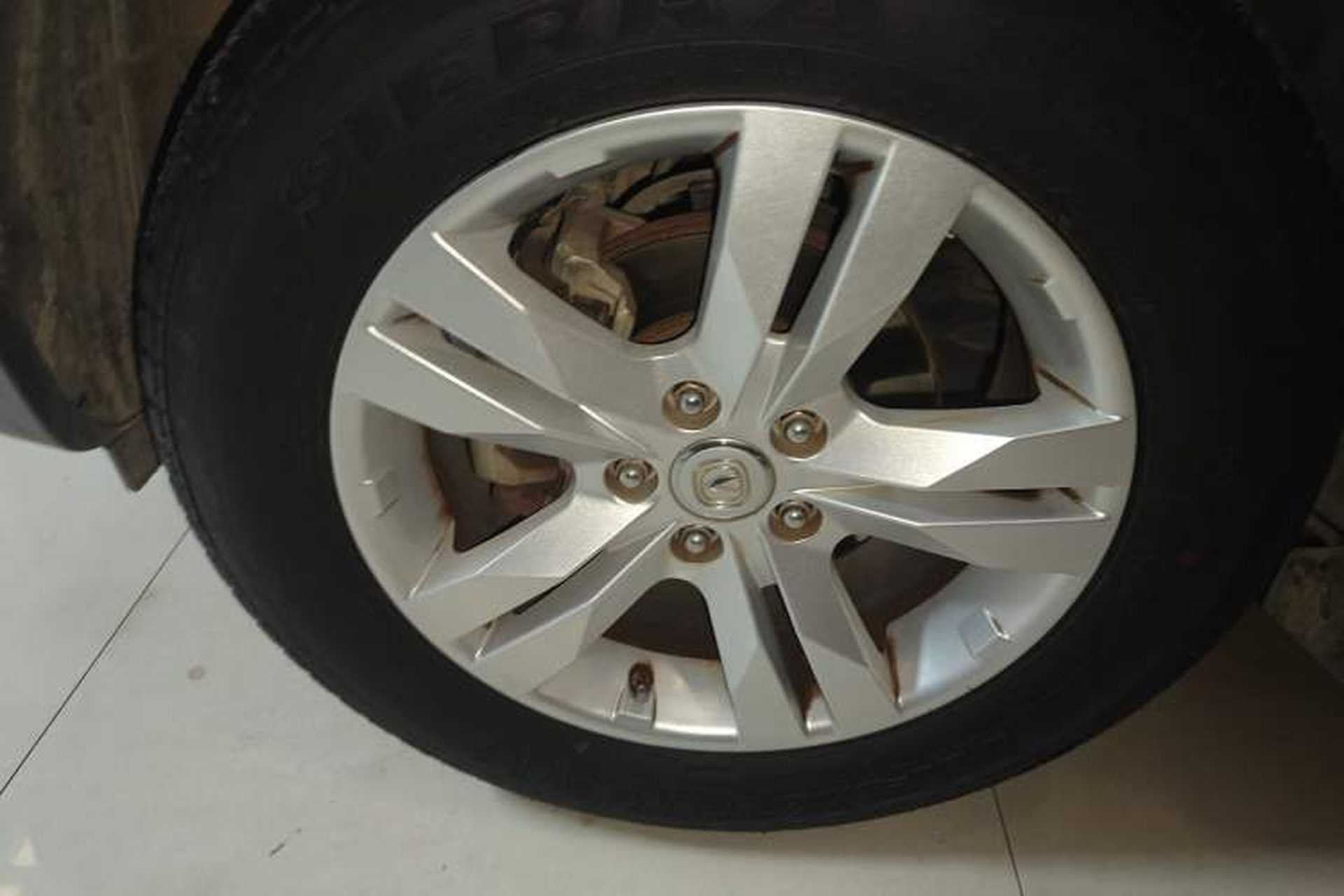 Used CHANGAN CS75 2014 1.8T Automatic Elite Model China IV Standard Exterior 1