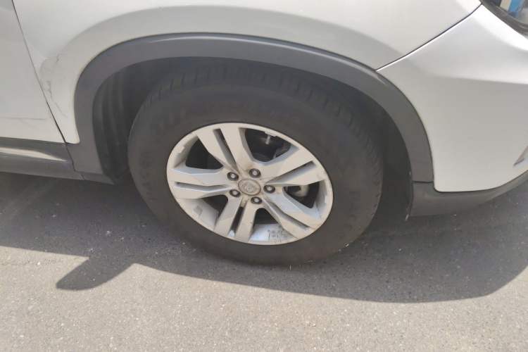 Used CHANGAN CS75 2014 1.8T Automatic Elite Model China IV Standard Exterior 1