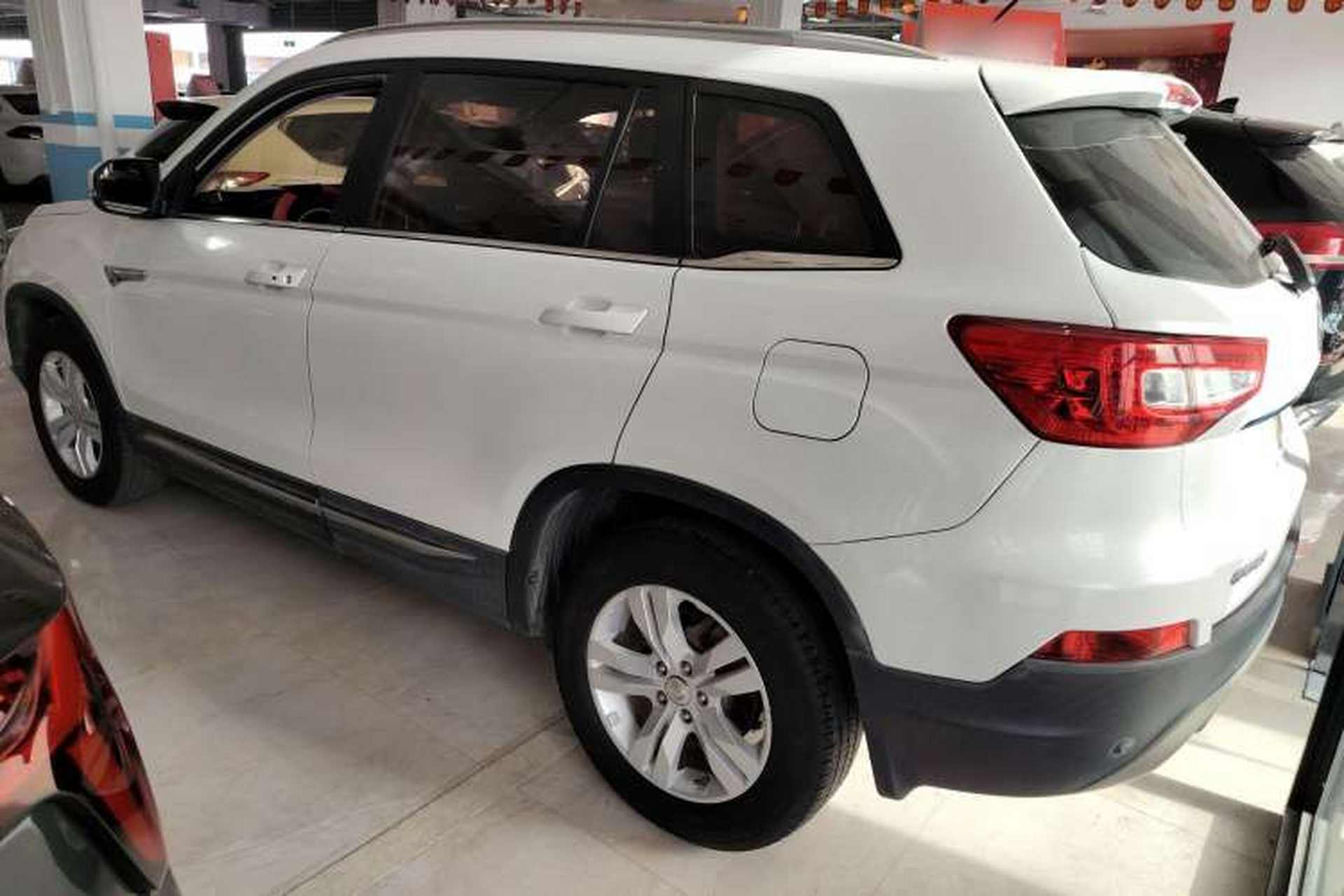 Used CHANGAN CS75 2014 1.8T Automatic Prestige Model China IV Standard Exterior 3