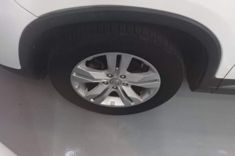 Used CHANGAN CS75 2014 1.8T Automatic Prestige Model China IV Standard Exterior 4