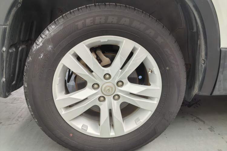 Used CHANGAN CS75 2014 2.0L Manual Luxury Version China V Standard Exterior 5