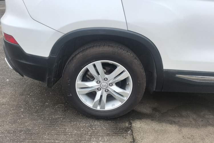Used CHANGAN CS75 2014 1.8T Automatic Elite Model China IV Standard Exterior 5