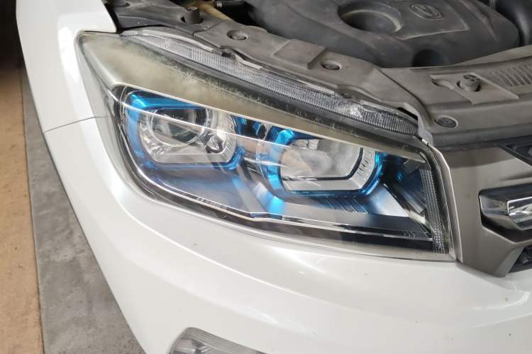 Used CHANGAN CS75 2014 1.8T Automatic Prestige Model China IV Standard Exterior 6