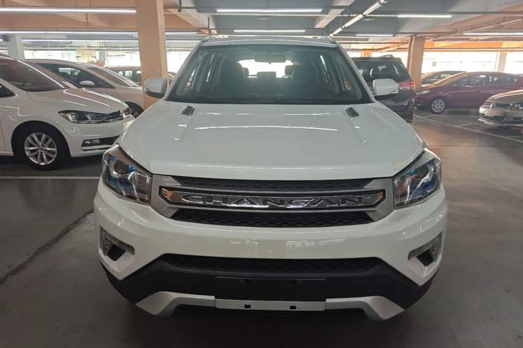 Used CHANGAN CS75 2014 2.0L Manual Luxury Version China V Standard Front