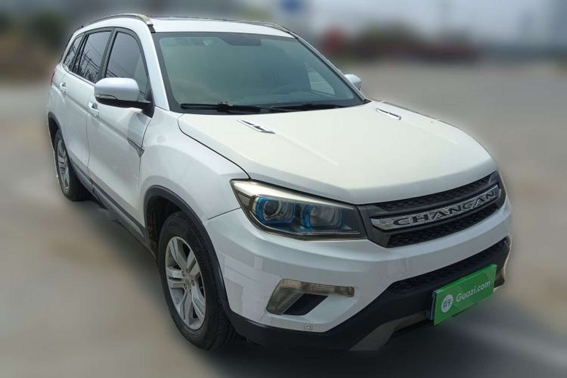 Used CHANGAN CS75 2014 2.0L Manual Luxury Version China IV Standard Front Right 45 Deg