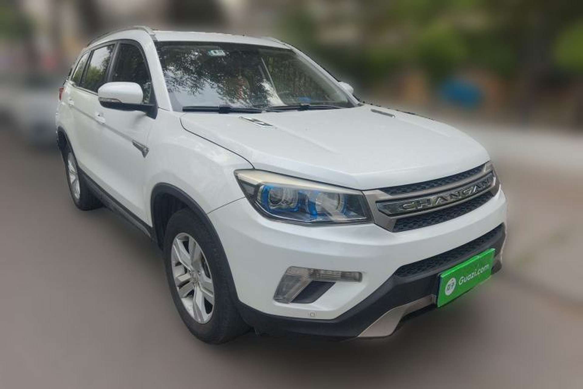 Used CHANGAN CS75 2014 2.0L Manual Luxury Version China IV Standard Front Right 45 Deg