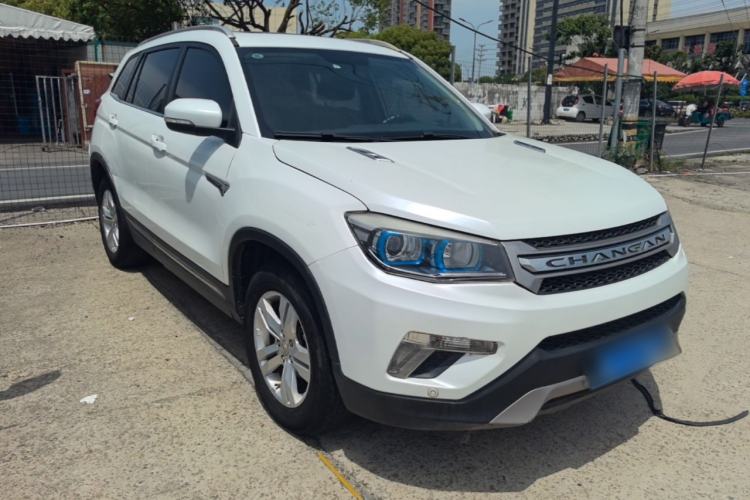 Used CHANGAN CS75 2014 2.0L Manual Luxury Version China V Standard Front Right 45 Deg