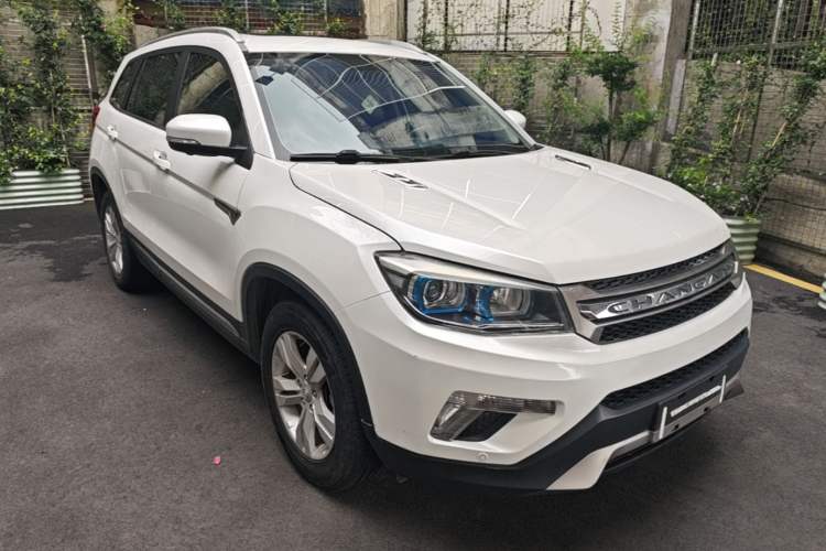 Used CHANGAN CS75 2014 1.8T Automatic Elite Model China IV Standard Front Right 45 Deg