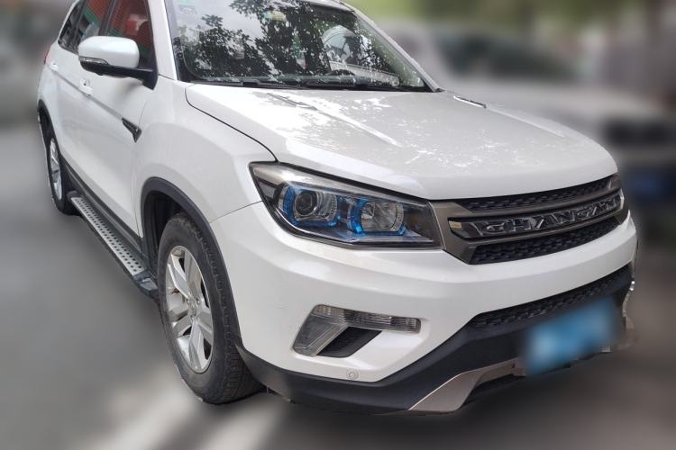 Used CHANGAN CS75 2014 1.8T Automatic Prestige Model China IV Standard Front Right 45 Deg