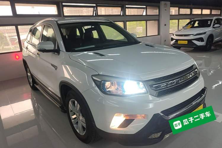Used CHANGAN CS75 2014 1.8T Automatic Elite Model China IV Standard Front Right 45 Deg