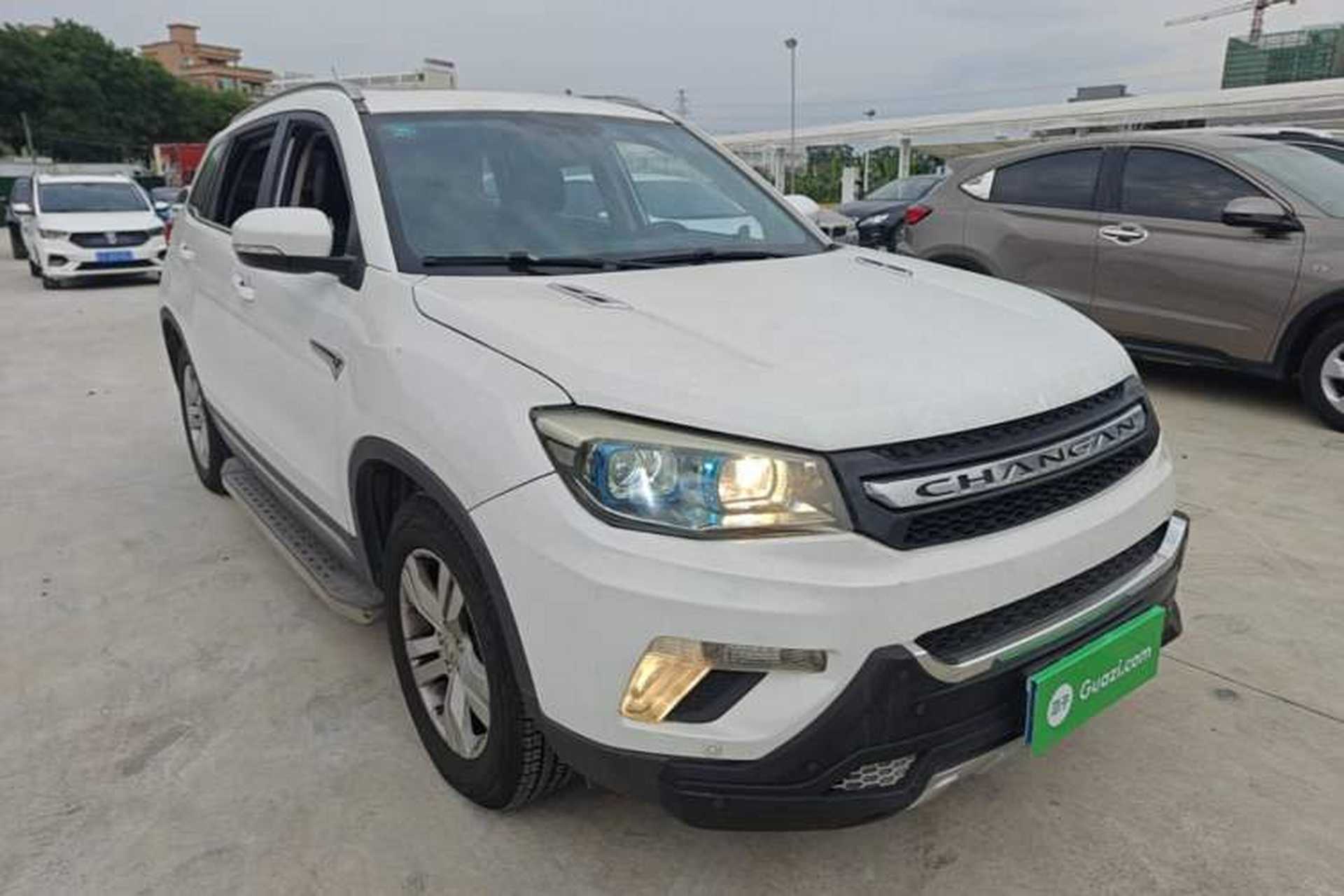 Used CHANGAN CS75 2014 2.0L Manual Luxury Version China V Standard Front Right 45 Deg