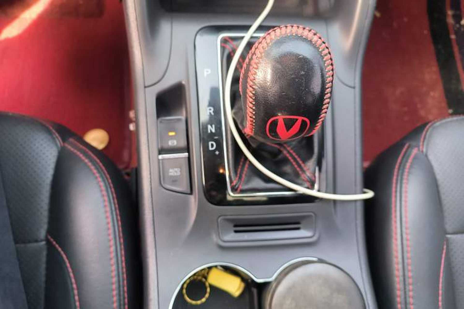 Used CHANGAN CS75 2014 1.8T Automatic Elite Model China IV Standard Gear Lever