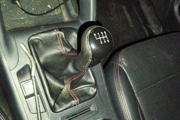 Used CHANGAN CS75 2014 2.0L Manual Luxury Version China V Standard Gear Lever