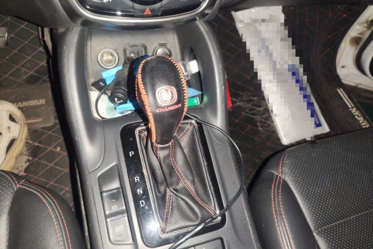 Used CHANGAN CS75 2014 1.8T Automatic Prestige Model China IV Standard Gear Lever