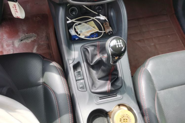 Used CHANGAN CS75 2014 2.0L Manual Luxury Version China V Standard Gear Lever