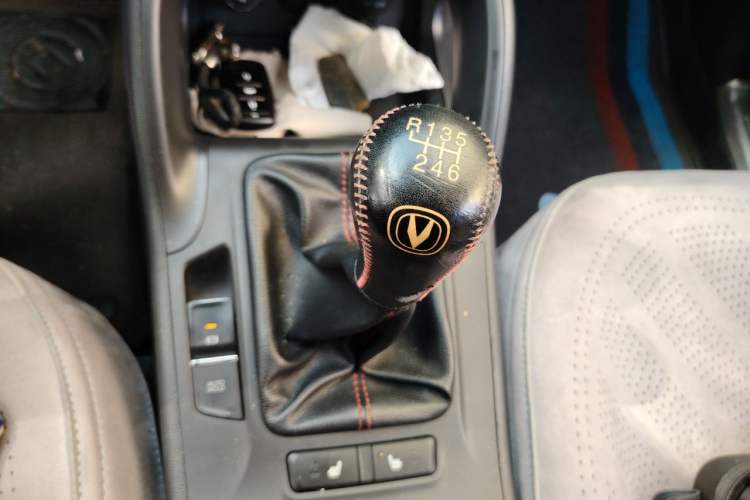 Used CHANGAN CS75 2014 2.0L Manual Leading Model China V Standard Gear Lever