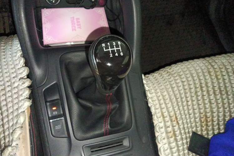 Used CHANGAN CS75 2014 2.0L Manual Luxury Version China V Standard Gear Lever