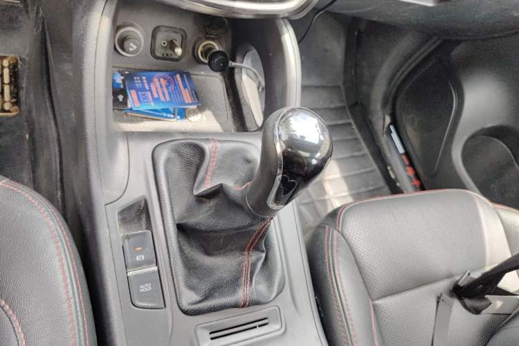 Used CHANGAN CS75 2014 2.0L Manual Luxury Version China IV Standard Gear Lever