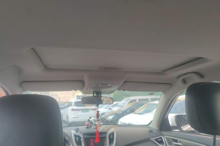 Used CHANGAN CS75 2014 2.0L Manual Luxury Version China IV Standard Headliner