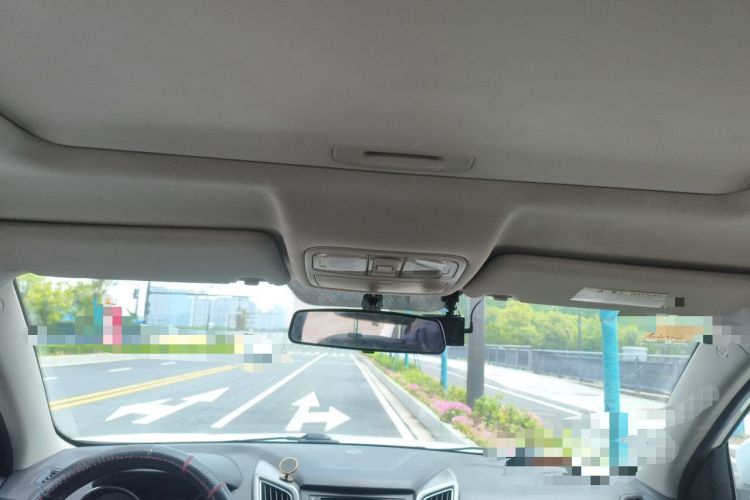 Used CHANGAN CS75 2014 2.0L Manual Luxury Version China IV Standard Headliner