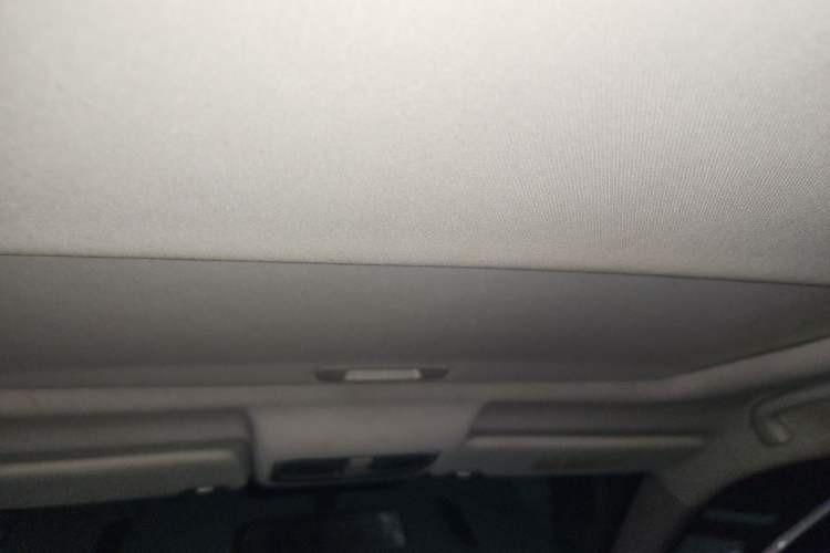 Used CHANGAN CS75 2014 1.8T Automatic Prestige Model China IV Standard Headliner