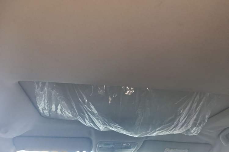 Used CHANGAN CS75 2014 1.8T Automatic Prestige Model China IV Standard Headliner