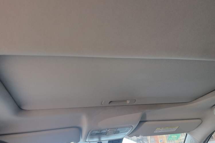Used CHANGAN CS75 2014 1.8T Automatic Elite Model China IV Standard Headliner