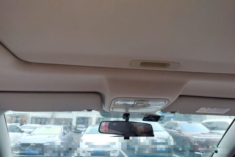 Used CHANGAN CS75 2014 2.0L Manual Luxury Version China IV Standard Headliner