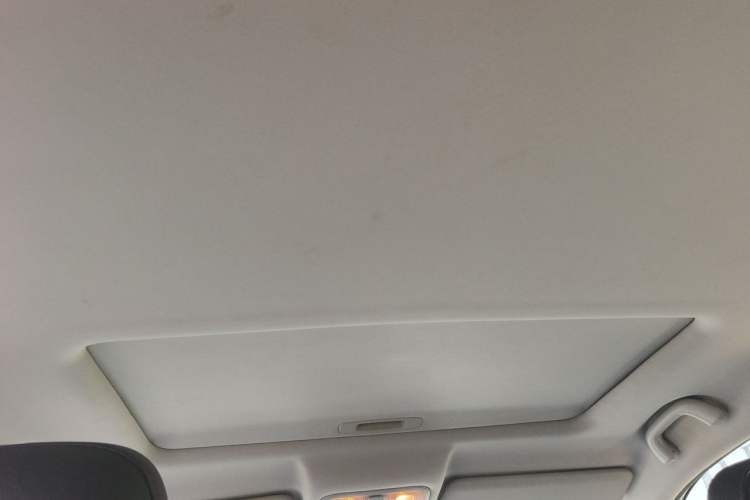Used CHANGAN CS75 2014 1.8T Automatic Elite Model China IV Standard Headliner