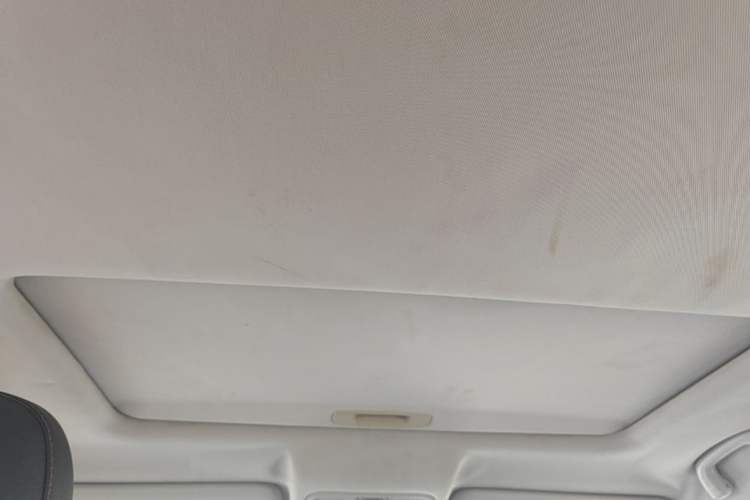 Used CHANGAN CS75 2014 2.0L Manual Leading Version China IV Standard Headliner