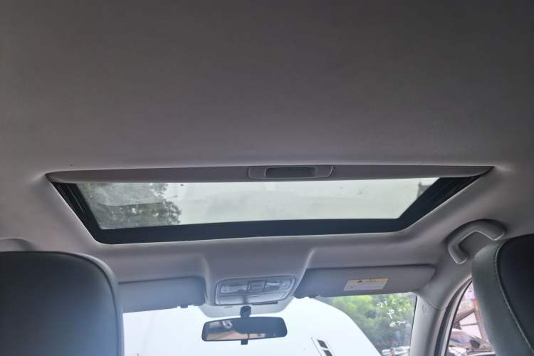 Used CHANGAN CS75 2014 1.8T Automatic Elite Model China IV Standard Headliner