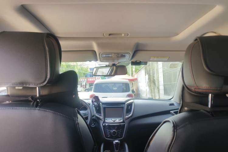 Used CHANGAN CS75 2014 2.0L Manual Leading Version China IV Standard Headliner