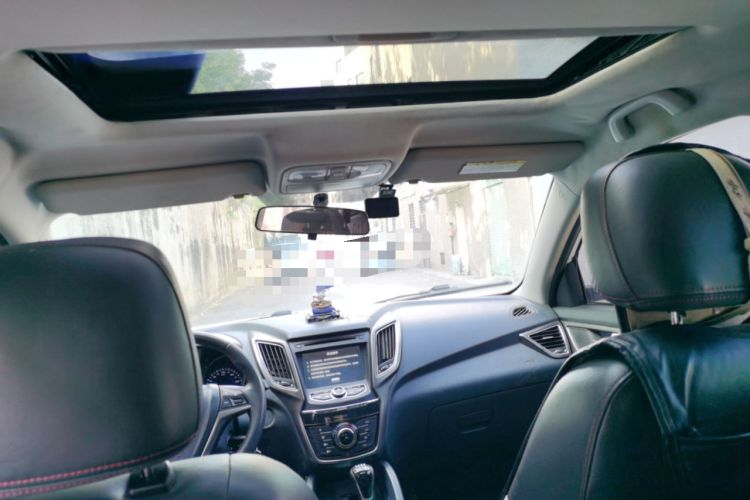 Used CHANGAN CS75 2014 2.0L Manual Luxury Version China IV Standard Headliner